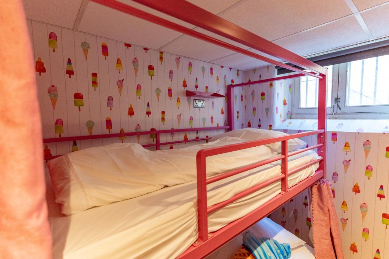 Hostelle - Women Only Hostel