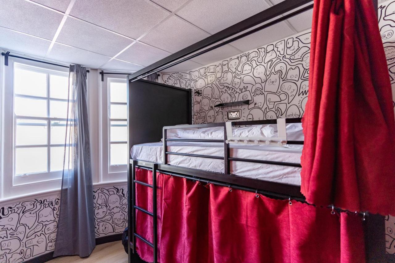 Hostelle - Women Only Hostel *