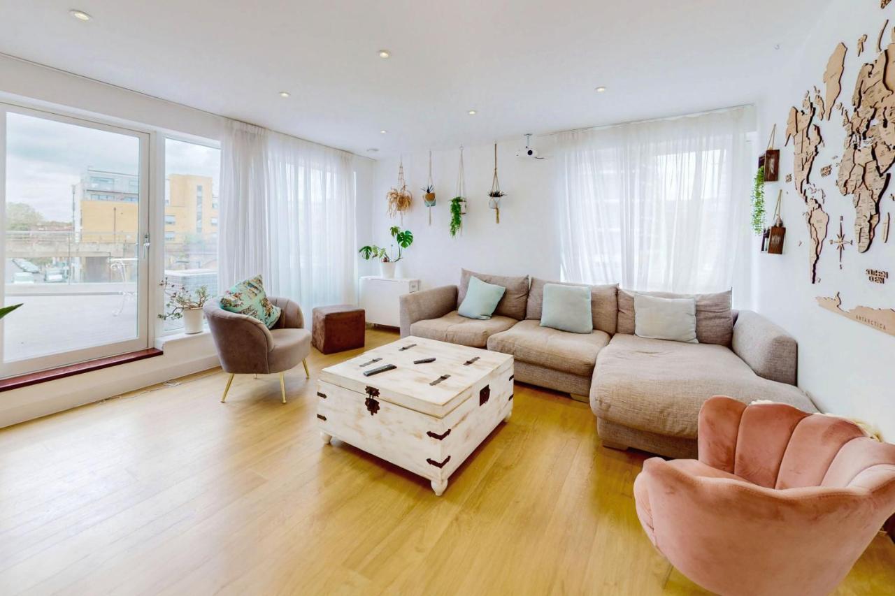 Modern And Spacious 4 Bed House In The Centre Ferienhaus *
