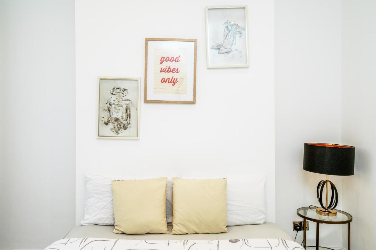 Modern 2 Bed Close To Westfield Stratford Mall With Garden London