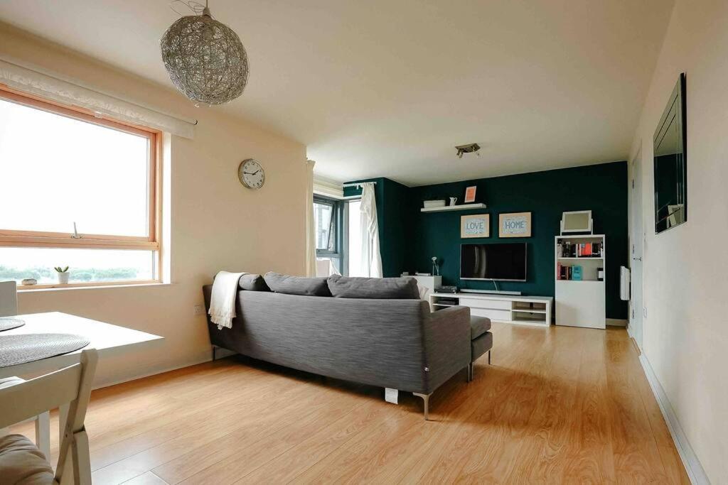 Luxurious Floor 2 Bedroom By Westfield And Abba! Apartment