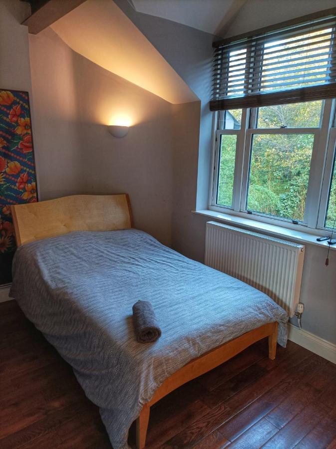 Self-contained Studio In Central Property Unit 4 Accommodatie bij particulieren *