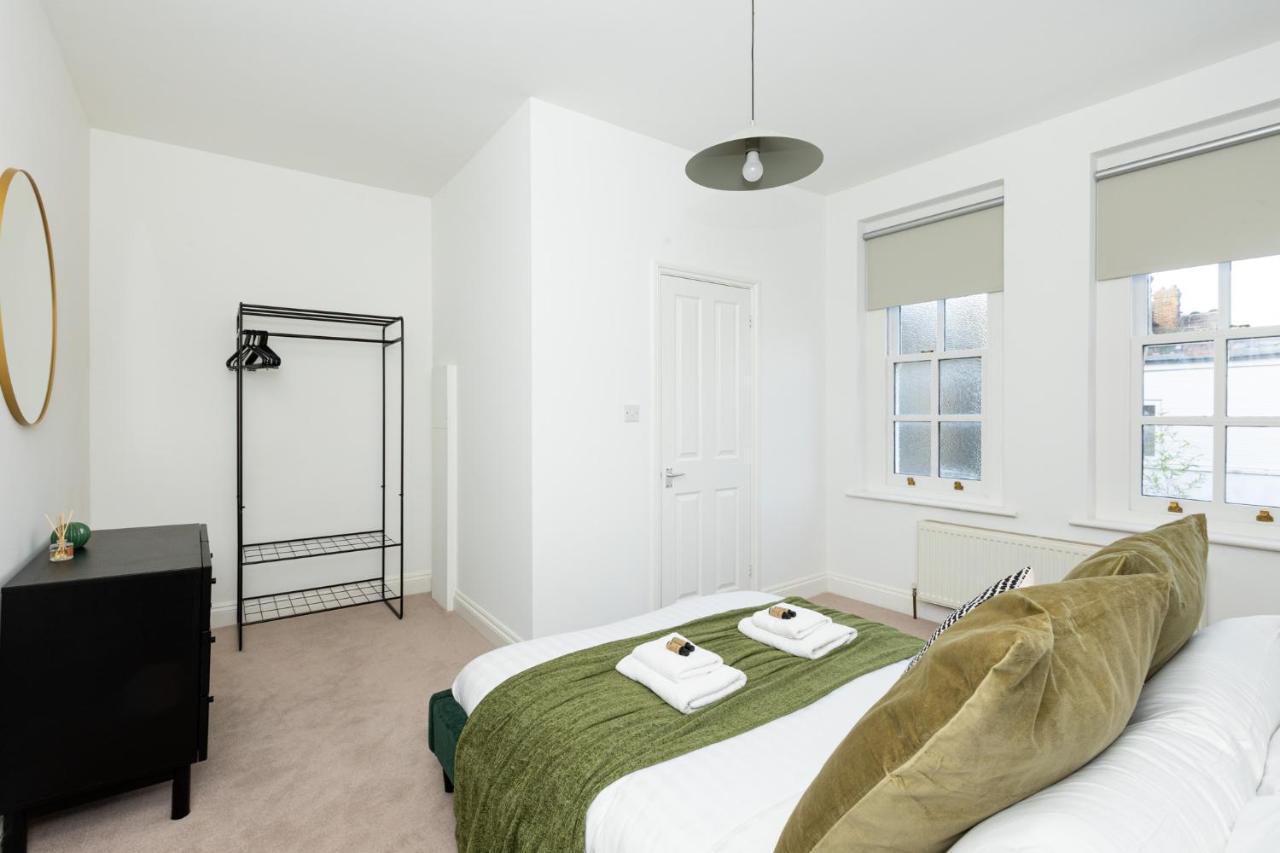 Spacious 4br 3-storey Townhouse In Lively Deptford Holiday home