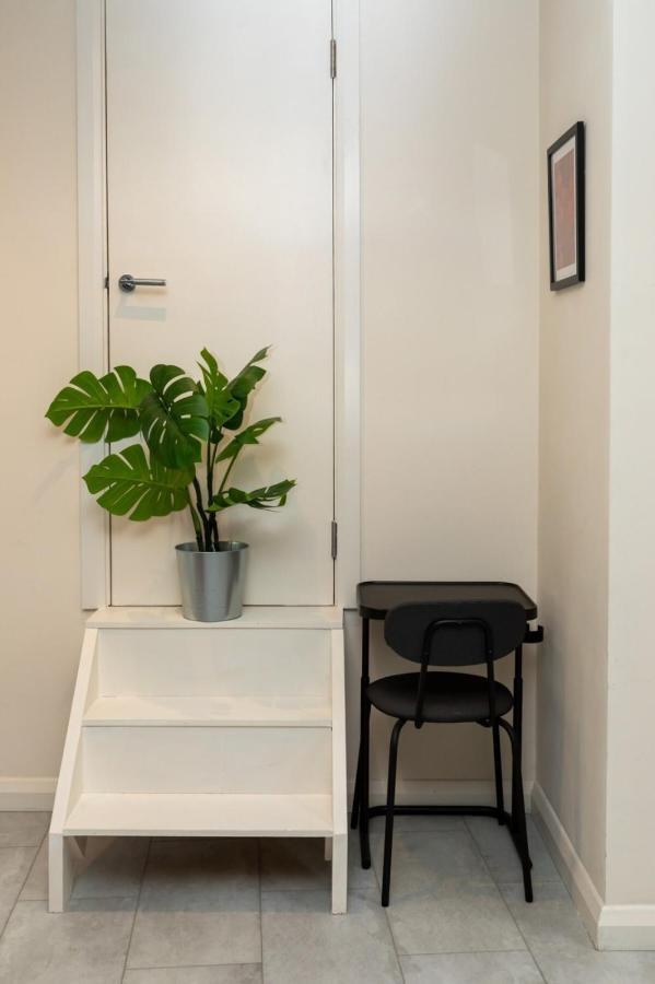 Bright & Contemporary 1bedroom Annexe - Herne Hill! Ferienhaus *