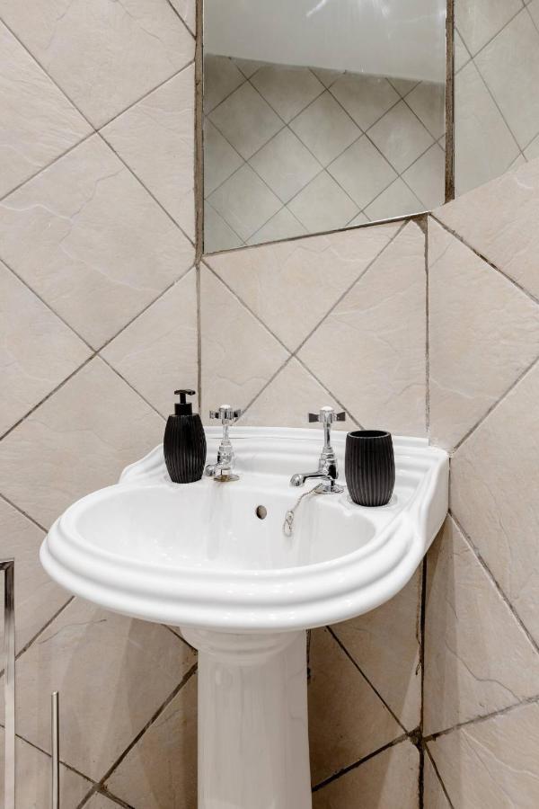Spacious Apt In Central Appartement