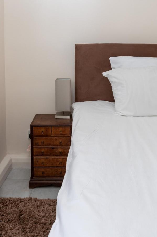 Bright & Contemporary 1bedroom Annexe - Herne Hill! Ferienhaus