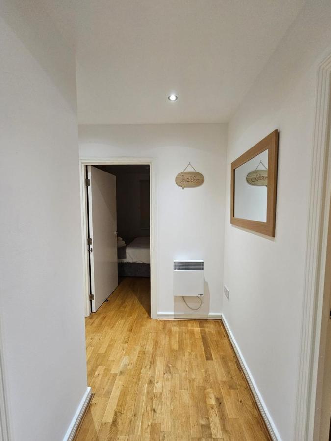 Cozy Flat Close To * Londen