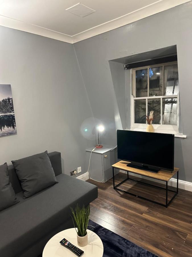 1 Bedroom In Kingscross, St Pancras, Apartment London