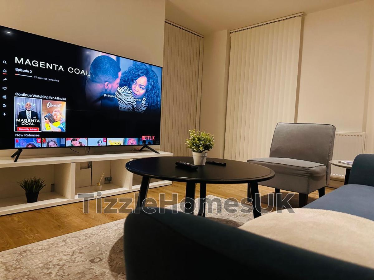 Tizzlehomesuk Apartment