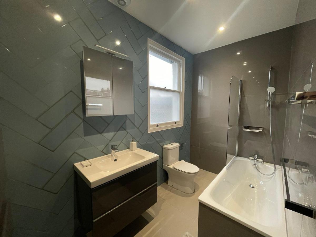 Nancy's Place In Notting Hill - 2 Double Beds, Ideal For Families London