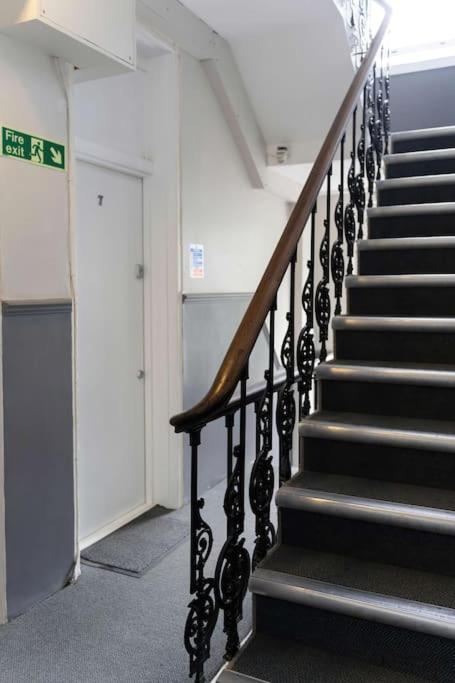 Appartement Lovely - Great Portland Street - Zoo - Central Located Londen