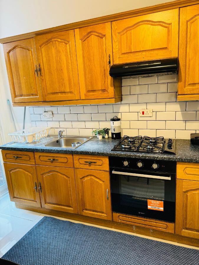 2 Bedrooms House Near Central Vakantiehuis Londen