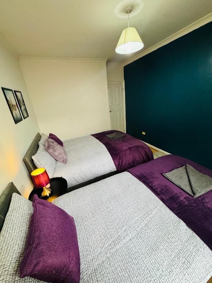 2 Bedrooms House Near Central Vakantiehuis