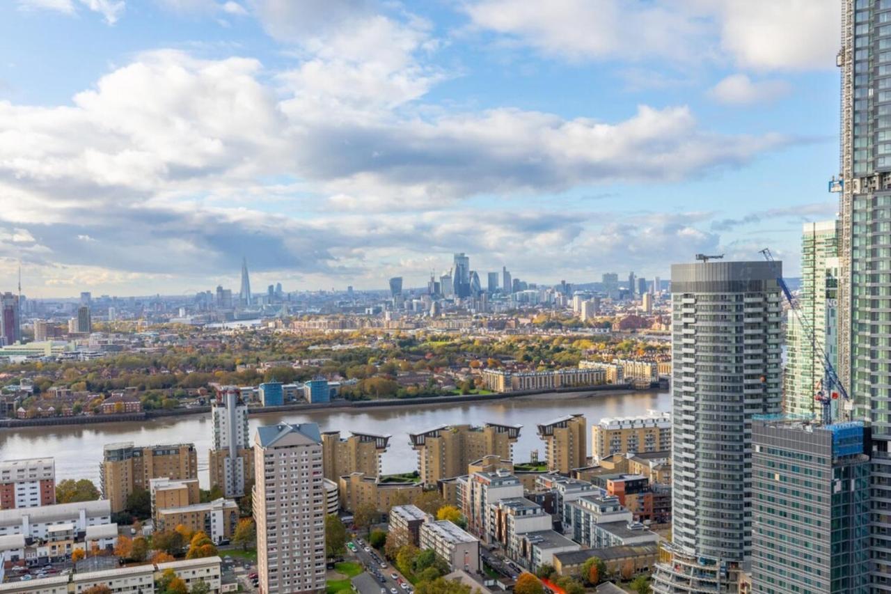Chic 1bd Flat Wviews Of The Shard - South Quay! Apartment *
