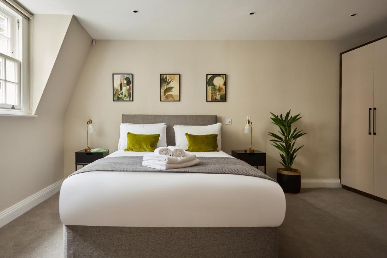 Chancery Lane By Viridian * Londen