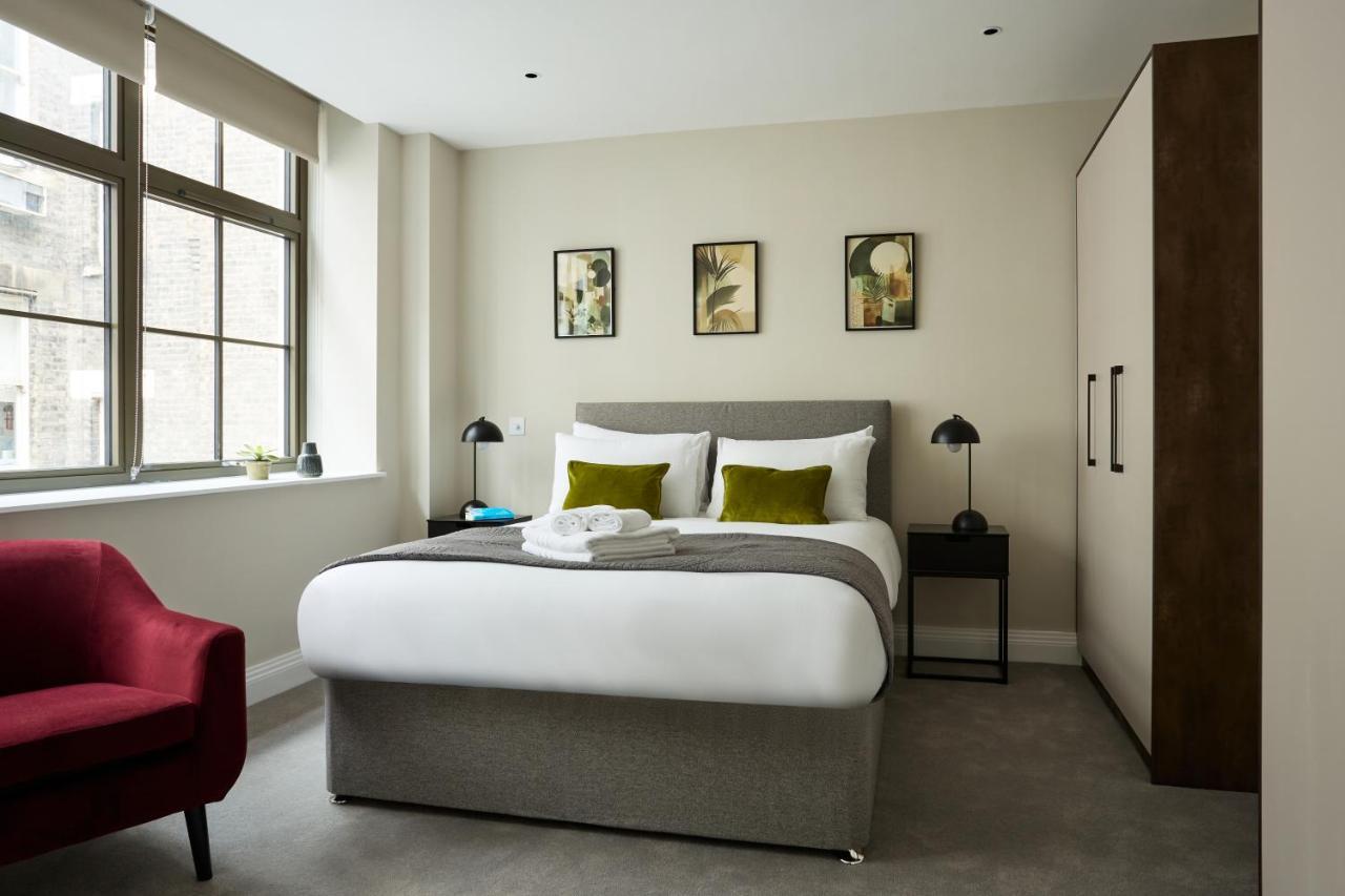 Chancery Lane By Viridian Londen