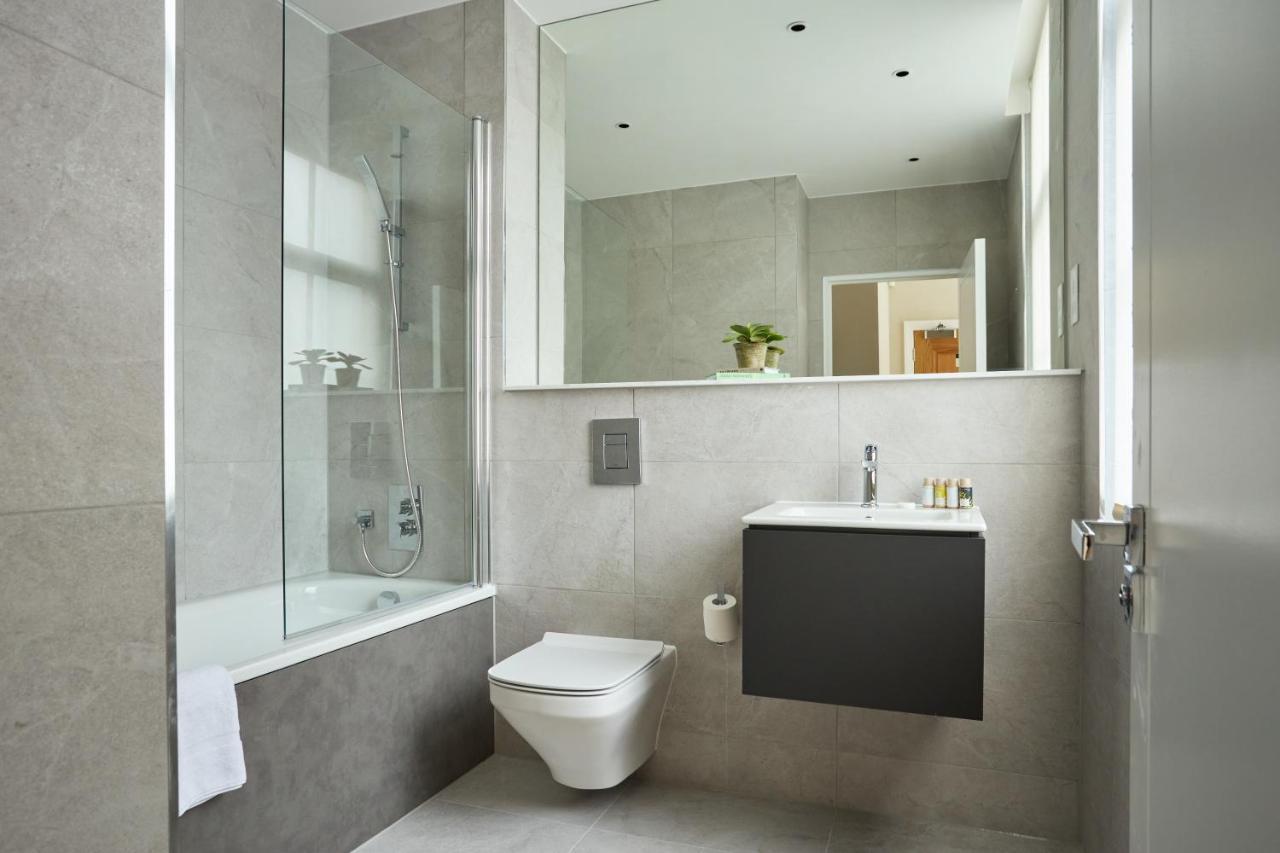 Chancery Lane By Viridian * Londen
