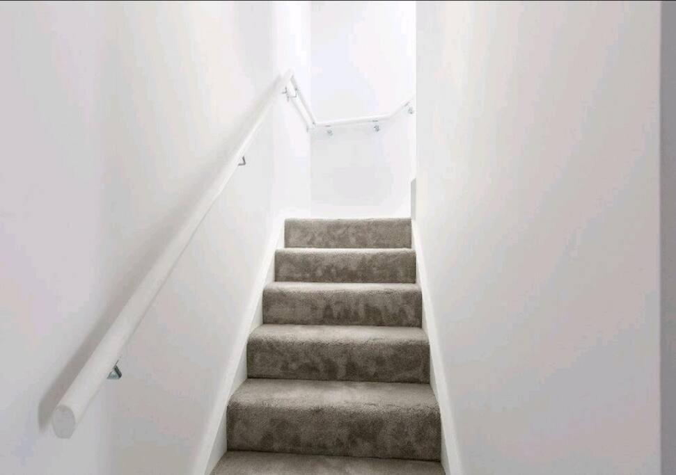 Premier North Apartment London