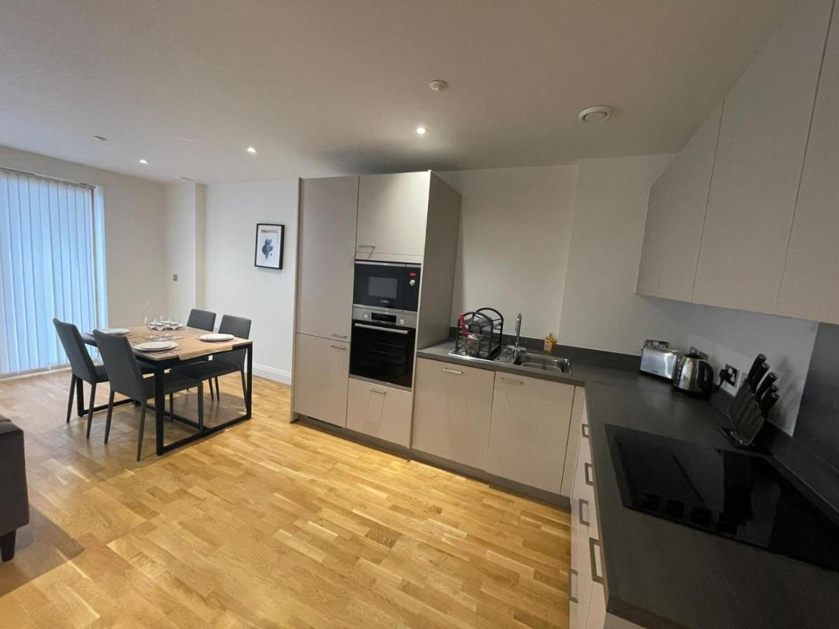 Lovely 2 Bedroom Apartment