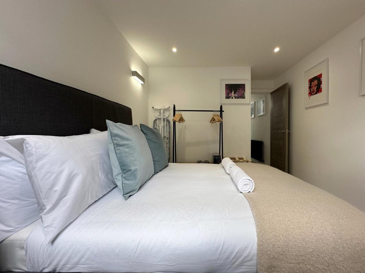 Nancy's Place In Notting Hill - 2 Double Beds, Ideal For Families