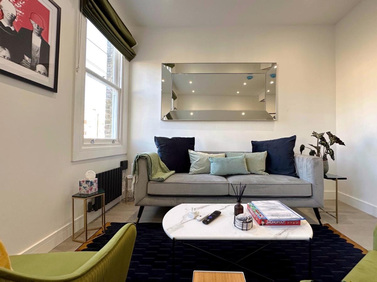 Apartment Nancy's Place In Notting Hill - 2 Double Beds, Ideal For Families London