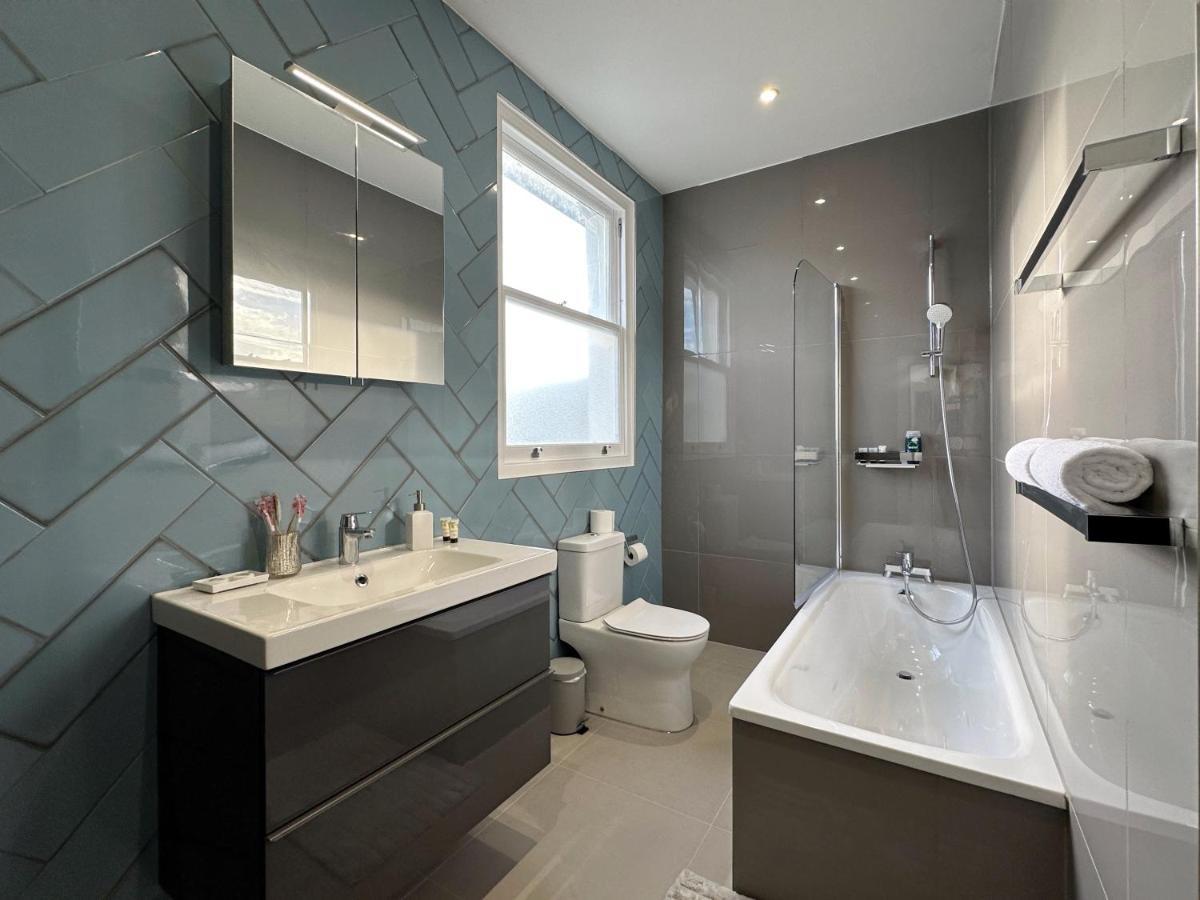 Apartment Nancy's Place In Notting Hill - 2 Double Beds, Ideal For Families
