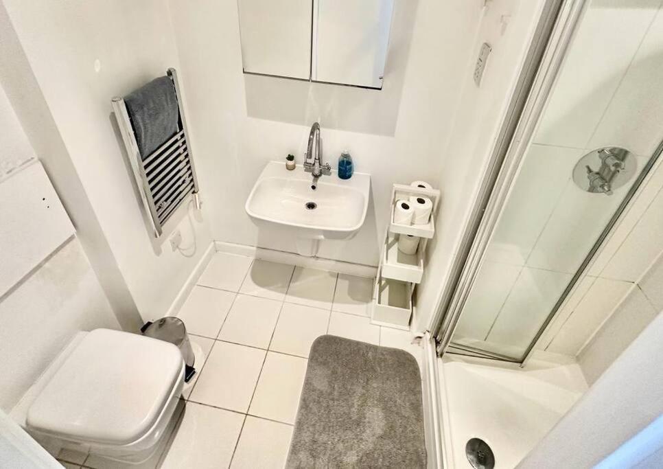 Apartment 1. V02 Piccadilly Circus On Your Doorstep! *