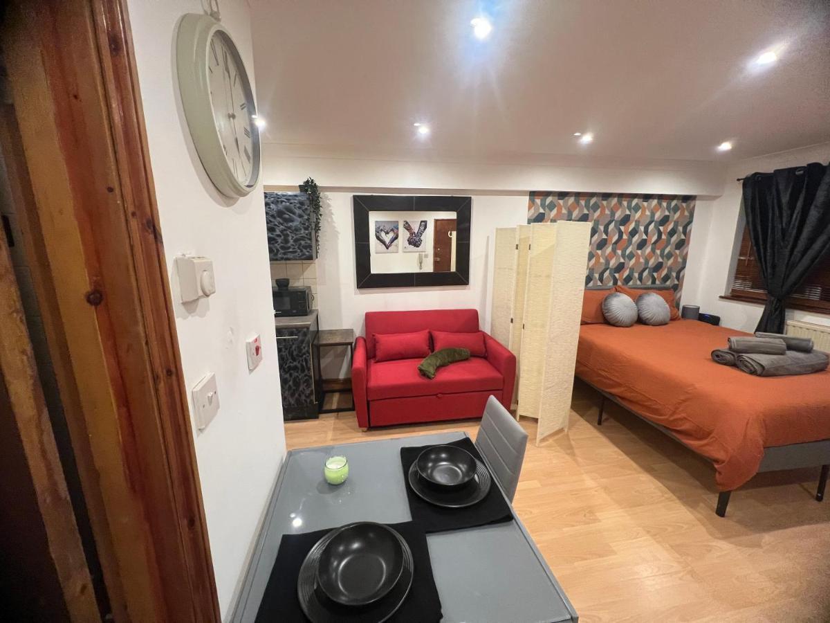 Nice Studioflat In Appartement *