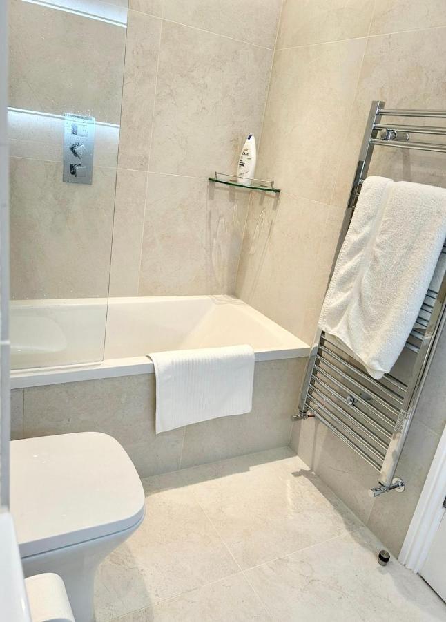 Charming 2 Beds In Chelsea By Earl's Court Station Apartment London