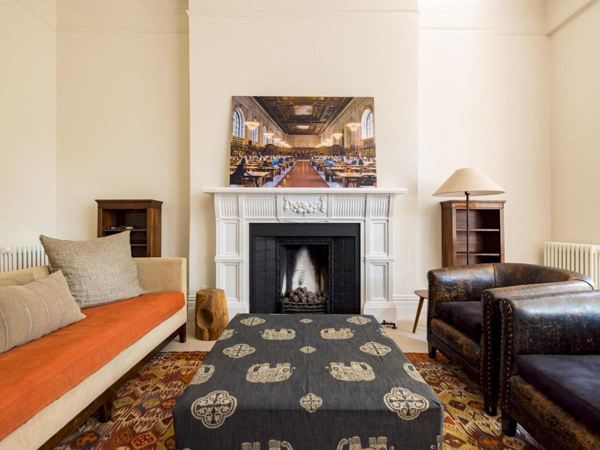 Pass The Keys Gorgeous With Access To A Private Garden Appartement Londen