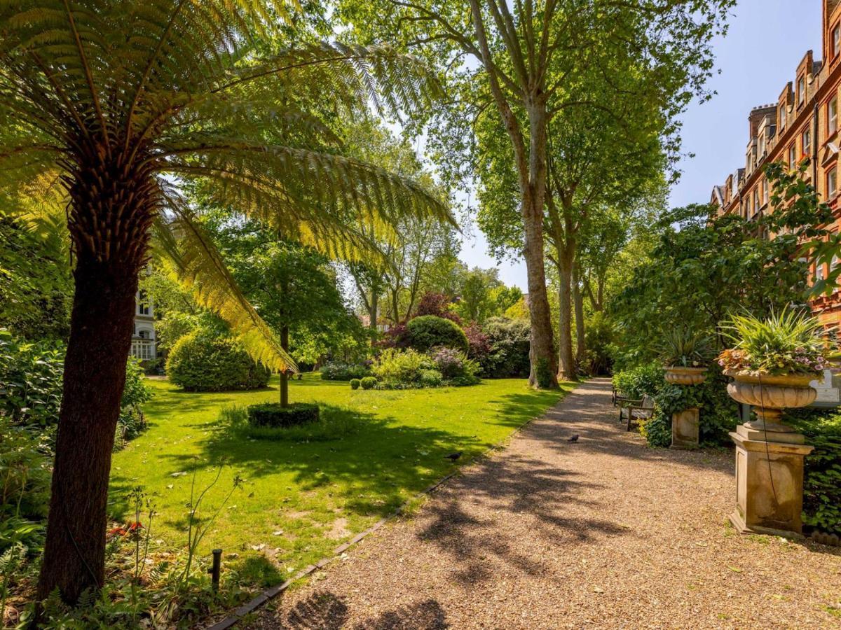Appartement Pass The Keys Gorgeous With Access To A Private Garden Londen