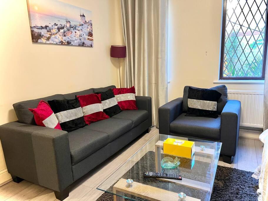 Apartamento Cosy 2 Bedroom Detached House In Londres