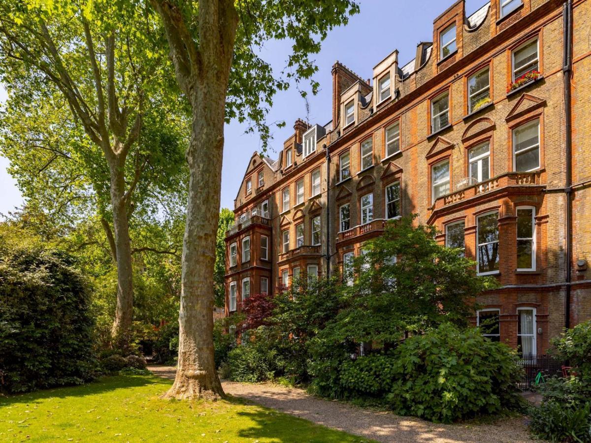 Pass The Keys Gorgeous With Access To A Private Garden Londen