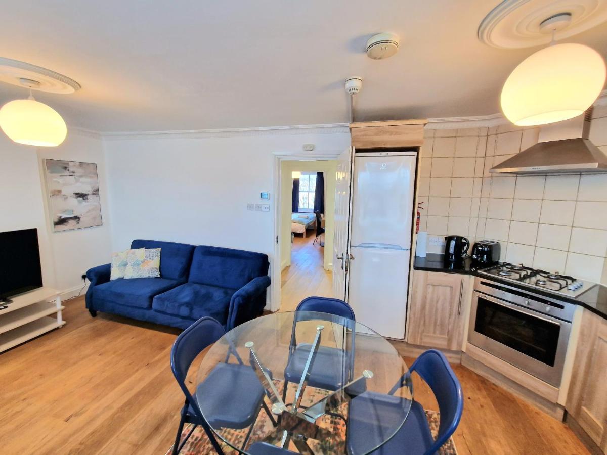 Appartement Cosy In Kensington - Great Location! 3 Minutes Walk To Earl's Court Station