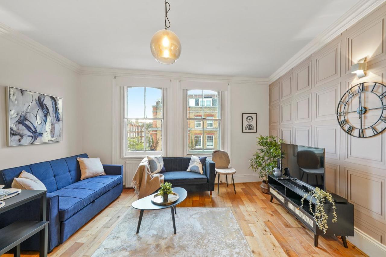 Delightful Flat In - Sleeps 6 Londen