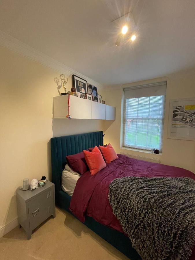 Chic Victorian Flat In Private Estate - Mile End! * London