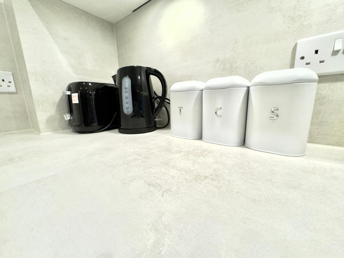 Appartement 3bedroom, 2bathroom, Balcony,luxury Flat Westfield Londen