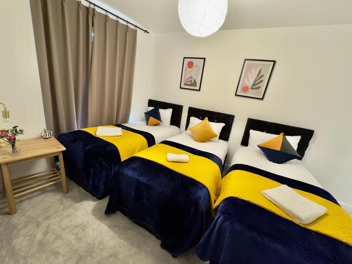 Appartement 3bedroom, 2bathroom, Balcony,luxury Flat Westfield Londen