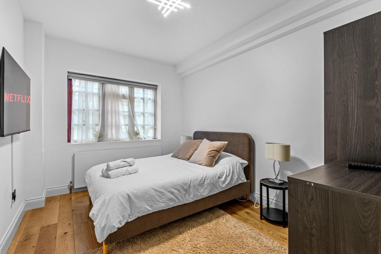 Londwell, Chic Hyde Park Mews House Apartment