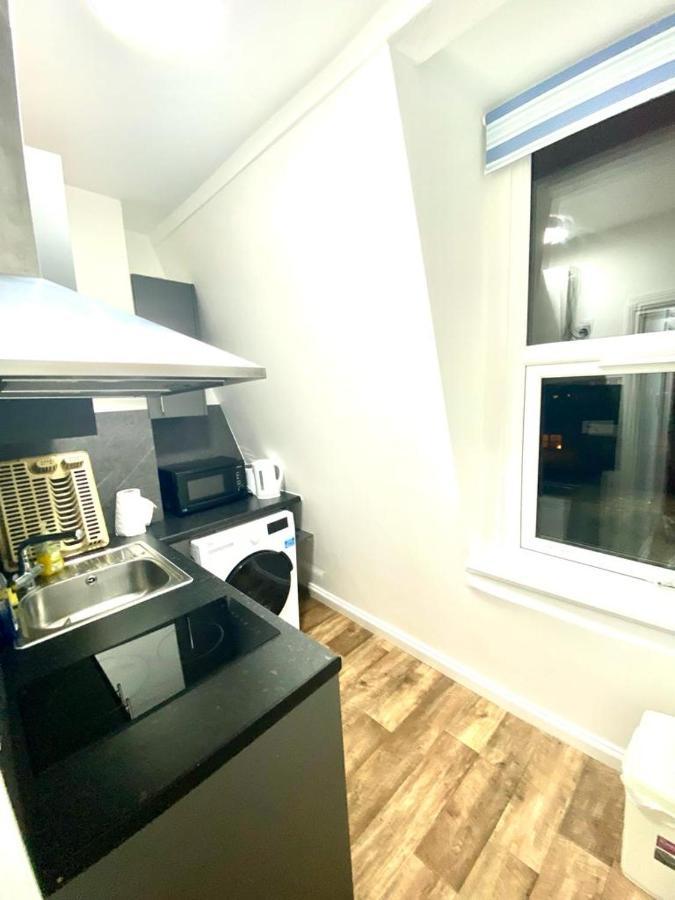 Stylish One Bed Studio Paddington Station In Central London