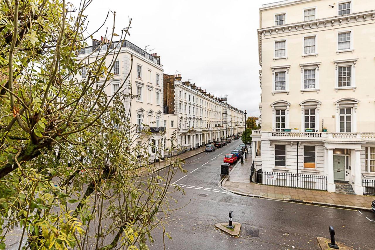Beautiful Two Bedroom Abode Near Victoria Londres