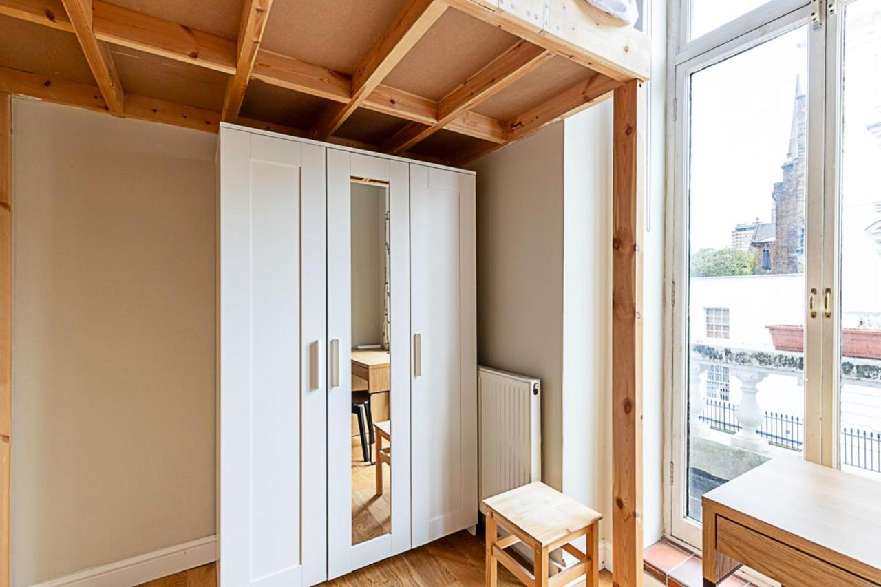 Beautiful Two Bedroom Abode Near Victoria * Londres