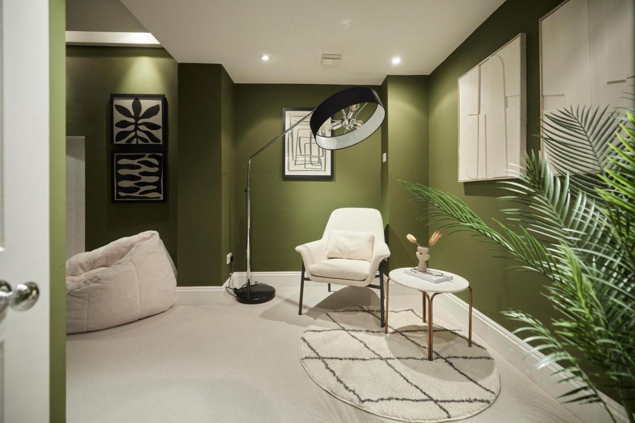 Apartment The Hyde Park Scenery - Elegant 4bdr House With Study *