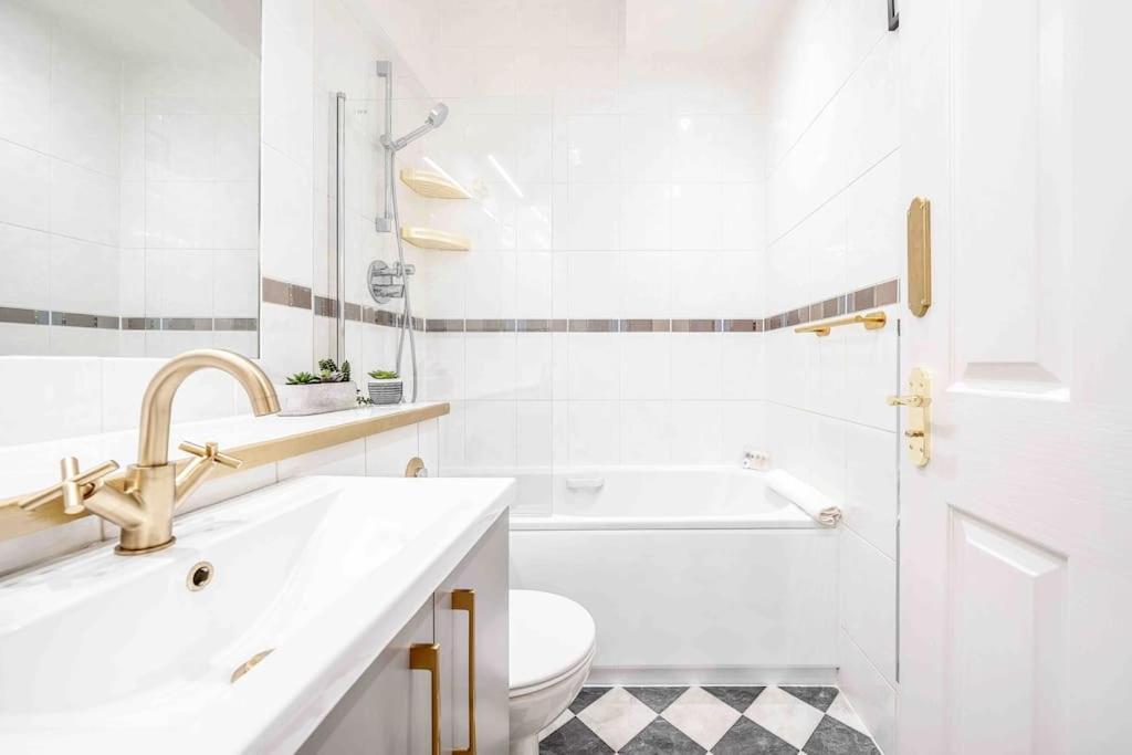 Marylebone's Nugget - 2 Bed Apartment *