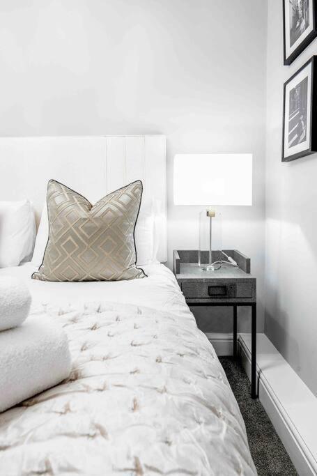 Marylebone's Nugget - 2 Bed Apartment *