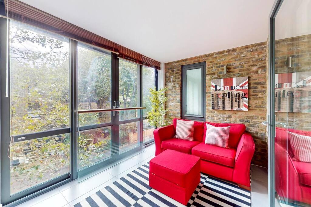 Stunning 2 Bed With View Of The Shard * London