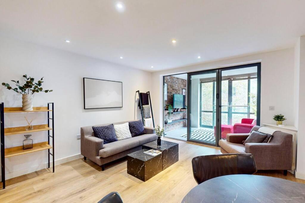 Apartment Stunning 2 Bed With View Of The Shard London