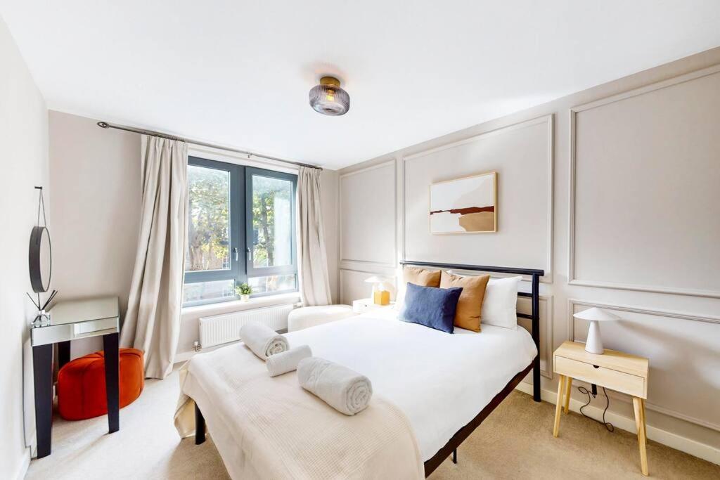 Stunning 2 Bed With View Of The Shard Apartment