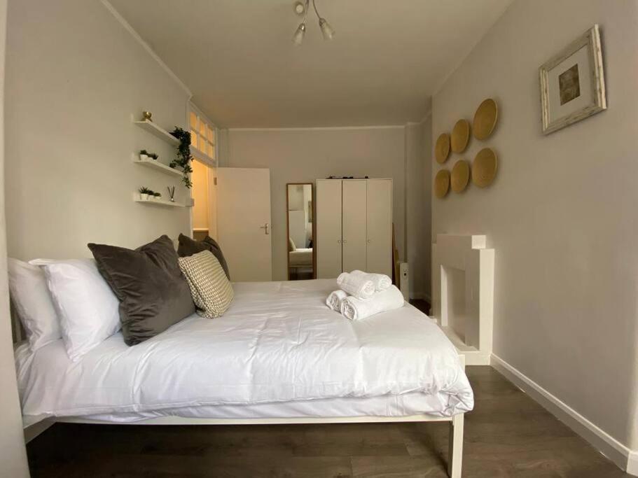 Apartment Stylish 2br Retreat In King's Cross, London