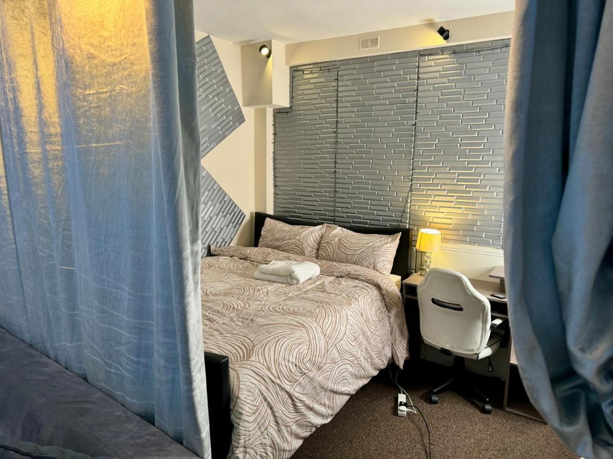 Semay Flat Apartment London